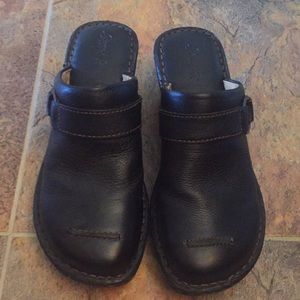 sandhills shoe stores